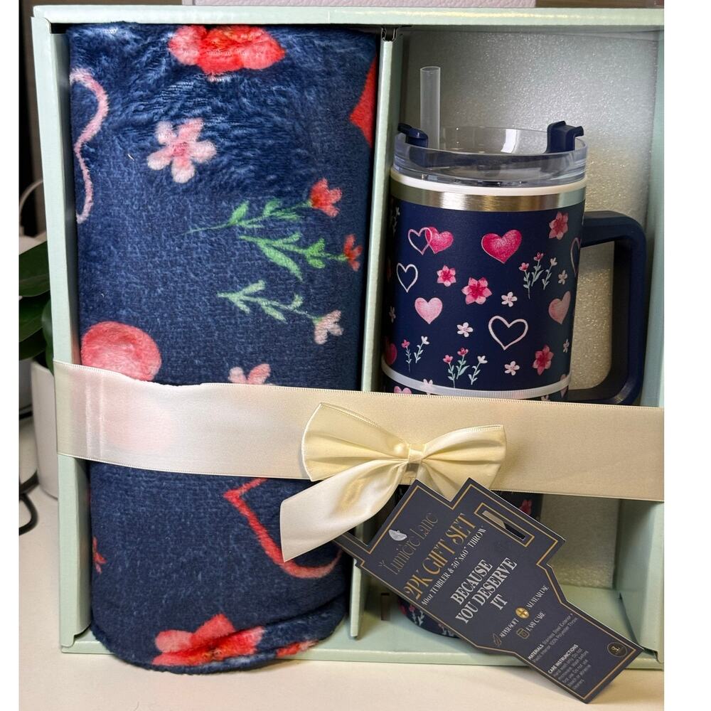 Lumiere Lane 2pk Gift Set (Tumbler & Throw) - NAVY - NEW in Box